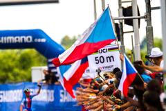 Skvělí fanoušci i Kulhavý s Cinkem. Tak Vysočina oslavila krásu závodů horských kol