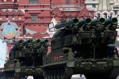 Vojenská přehlídka v Moskvě k výročí druhé světové války 9.5. 2016