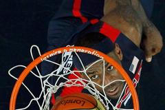 Americký basketbalista v semifinálovém utkání OH 2012 v Londýně s Argentinou.