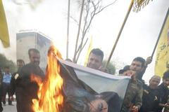 Protesty proti tureckému prezidentovi Erdoganovi v irácké Basře