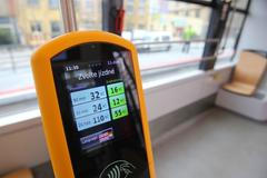 Zavedení bezkontaktní platby jízdného v pražských tram + otevření zrekonstruované tram tratě ve Vršovicích