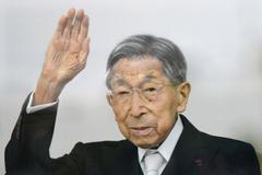 Japonský princ Mikasa zemřel ve 100 letech.