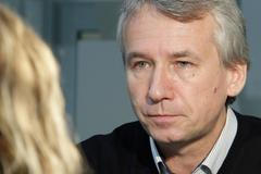 Svět se zbláznil, na Hradě máme Minitrumpa, zneužívá strachu lidí ke svému vzestupu, říká Klvaňa