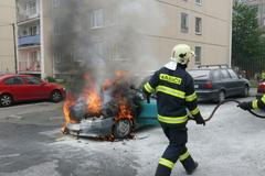 Požár auta v Kladně