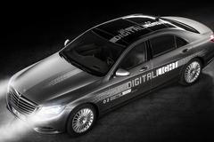 Mercedes Digital light 1