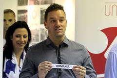 Petr Švancara losuje skupiny pro MS v nohejbale