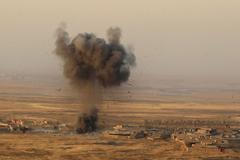 Islámský stát nastražil okolo Mosulu miny, které zpomalují postup iráckých jednotek