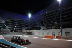 F1, VC Abú Zabí - Jenson Button onboard