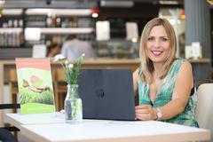 Google - Karolina Riser