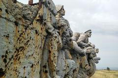 Boje o pomník na východě Ukrajiny