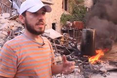 Syřané z Aleppa vyrábějí palivo z plastu. Tvrdí, že má vlastnosti benzinu a nafty