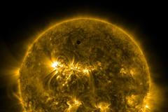 Obrazem: Nechte si ujít fascinující pohled přechod Venuše přes Slunce