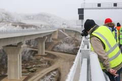 Dálnice D8 - prohlídka posledního úseku před dokončením - 6.12.2016