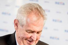 Miloš Zeman dary kraje model radaru Pardubický