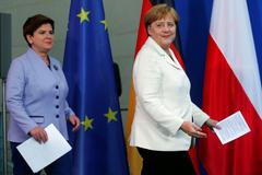Německá kancléřka Angela Merkelová s polskou premiérkou Beatou Szydlovou
