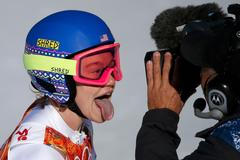 Laurenne Ross při sjezdu na hrách v Soči