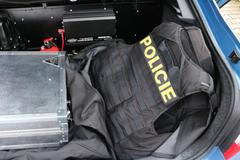 Policejní octavie v akci - výbava v kufru