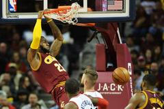NBA, Cleveland - Toronto: LeBron James (23)