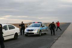 TECHNICKY NEKVALITNÍ Policie - ilustrační