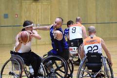 Čeští hráči ničí v dresu Sitting Bulls jednoho soupeře za druhým