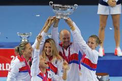 Češky se radují z vítězství ve Fed Cupu 2016
