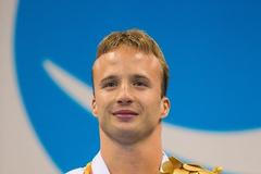 Arnošt Petráček, jediný český zlatý medailista z letošní paralympiády