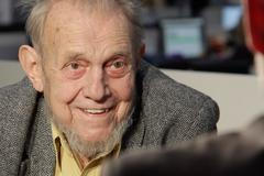 Zemřel filozof Erazim Kohák. Otevřme náruč, jinak se tu sežereme, vyzýval Čechy