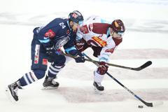 Bílí Tygři Liberec - HC Sparta Praha, extraliga 2016/17, Filip Pychota, Lukáš Klimek