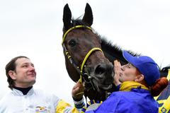 Charme Look, Jan Faltejsek a Barbora Málková po Velké pardubické 2016