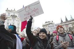 Demonstrace proti islámu - ilustrace