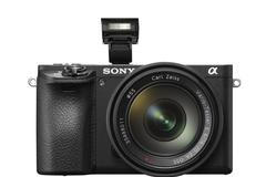 Novinka: fotoaparáty Sony A3600 a RX 100 V