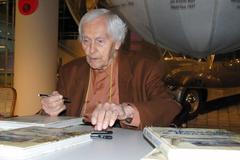 Cestovatel Miroslav Zikmund na křtu ve Zlíně (7. listopadu 2016)