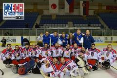 Sledge hokejisté ovládli MS