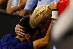 Novak Djokovič a trenér Boris Becker ve finále Australian Open 2016