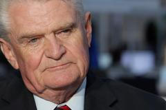 Za komunismu i nezaměstnaný Havel chodil do Slávie, o zákazech studovat nevím, říká Franěk