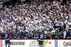 Fanoušci Winnipeg Jets v play off 2015