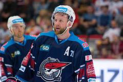 Třinec - Chomutov. 8. kolo extraligy 2016/17