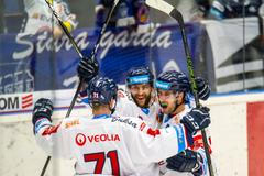 TELH, Vítkovice-Kometa Brno: radost Vítkovic