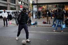 Vyklízení tábořiště v Paříži