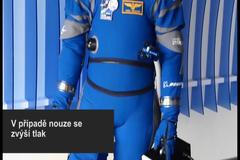 Astronauti NASA mají nové skafandry na míru. Navrhl je Boeing