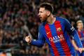 Lionel Messi slaví gól Barcelony