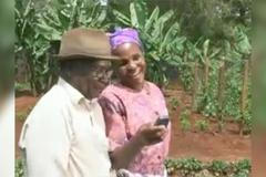 Telefonem proti chudobě. Afričané si oblíbili platby přes mobil, nepotřebují ani kreditní kartu