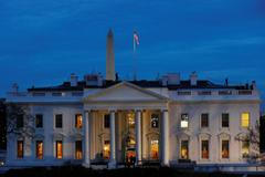 Svítání nad Bílým domem 20.ledna 2017.