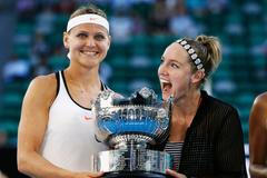 Australian Open 2017, finále čtyřhry Ž: Lucie Šafářová a Bethanie Mattek-Sandsová