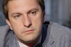 ČR drží oligarchové. Je chucpe, že Babiš tlačí na hospody, sám vydělal na díře v zákoně, říká šéf TI