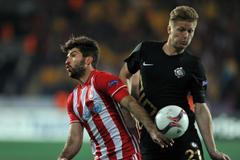 EL, Osmanlispor-Olympiakos: Václav Procházka - Karim Ansarifard (17)