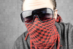 Nenech to být! Studenti vymysleli aplikaci proti šikaně, pomáhá jim známý youtuber