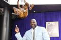 Shaquille O'Neal a jeho socha