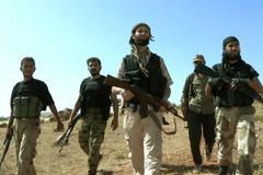 Trailer k filmu Otec, syn a svatý džihád