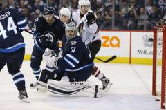 Ondřej Pavelec vs. Vrbata